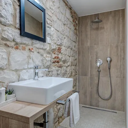 Pensjonat The Code Luxury