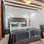 The Code Luxury Gostinjska kuća 4*