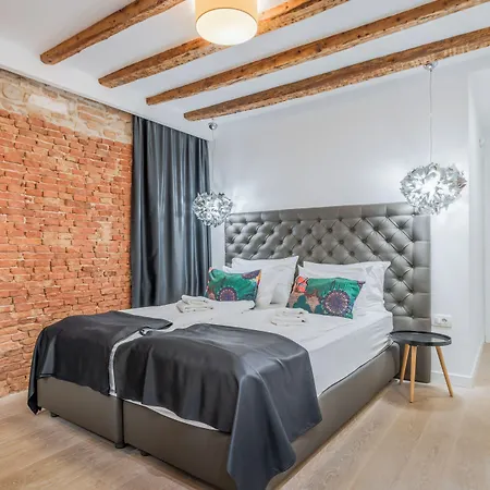 Casa de hóspedes The Code Luxury 4*