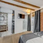 The Code Luxury سبليت