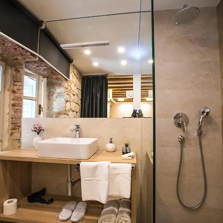 The Code Luxury Gasthuis