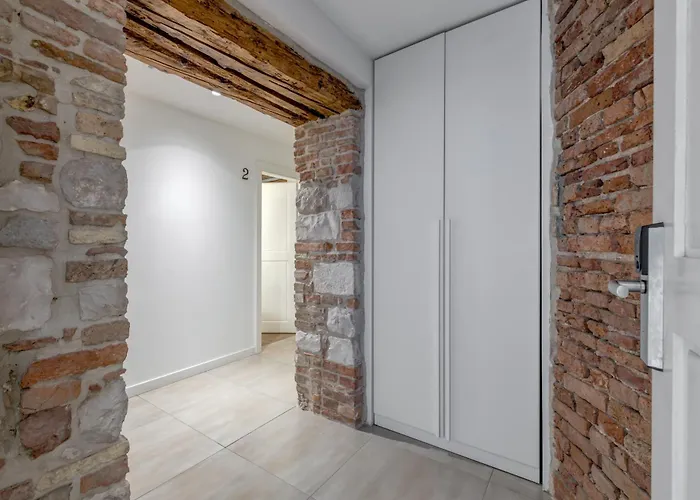 The Code Luxury 4* Split