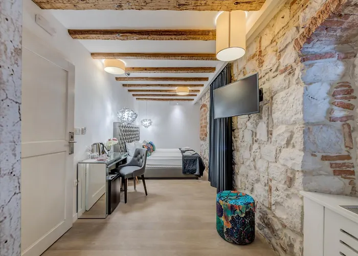 The Code Luxury Gasthuis 4*