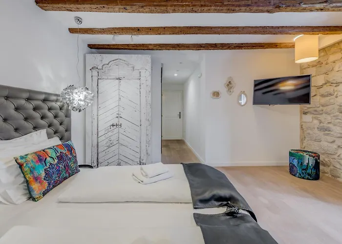 The Code Luxury Gasthuis Split